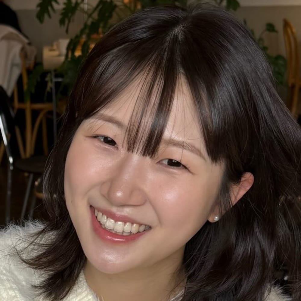 Hayoon W