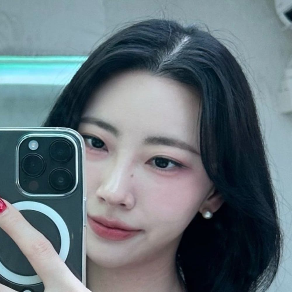 Kyunghee Y