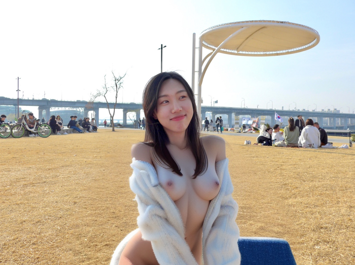 Nahung - nude outdoor